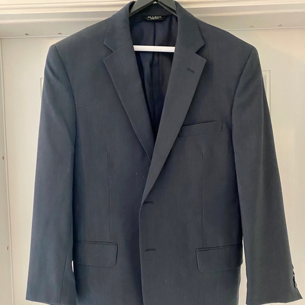 SUIT